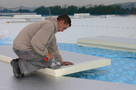 Montaje de aislamiento industrial